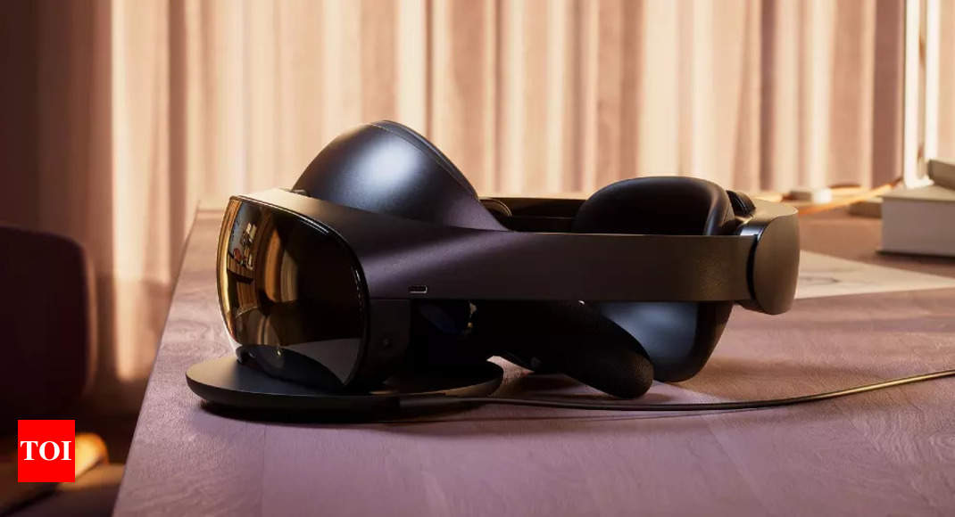 Vr Box Headset Oculus Quest 3 at Rs 54000 in Mumbai