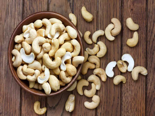 5 best nuts for anti-aging