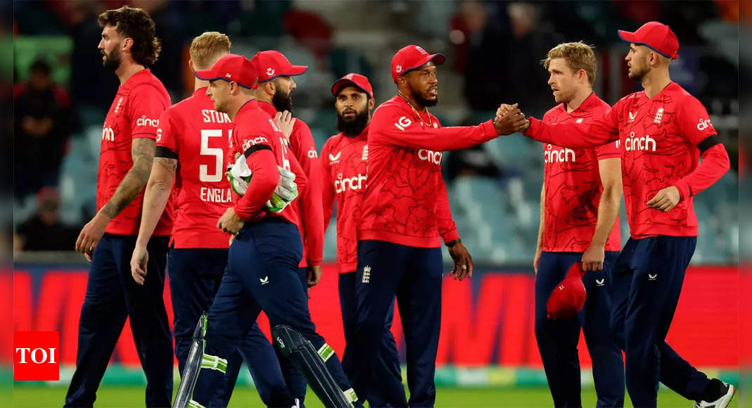2nd T20I: England beat Australia by eight runs to seal series | Cricket News – Times of India