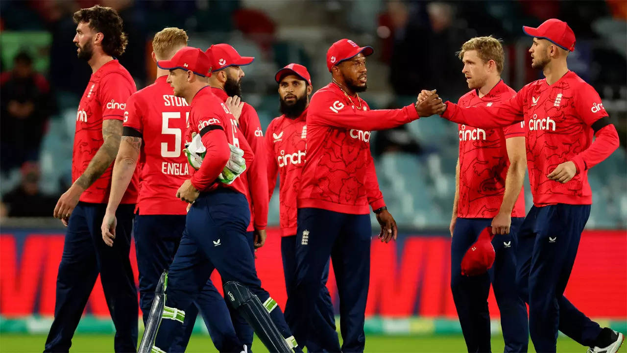 Malan and Brook smash England to opening T20 win over New Zealand