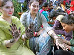 Chandigarh: Married women get Henna done on their hands ahead of Karwa Chauth festival in Chandigarh on Tuesday, Oct. 11, 2022. (Photo: Ajay Jalandhari/IANS)