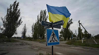Russia-installed governor of Ukraine's Kherson urges residents to evacuate