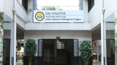 IIM Nagpur to train naval personnel