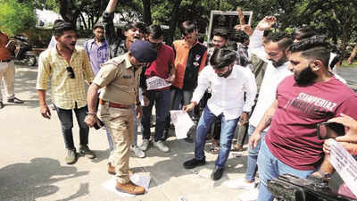 Bcom: Su Postpones Exam After Bcom 5th Sem Paper Leaks Rajkot News