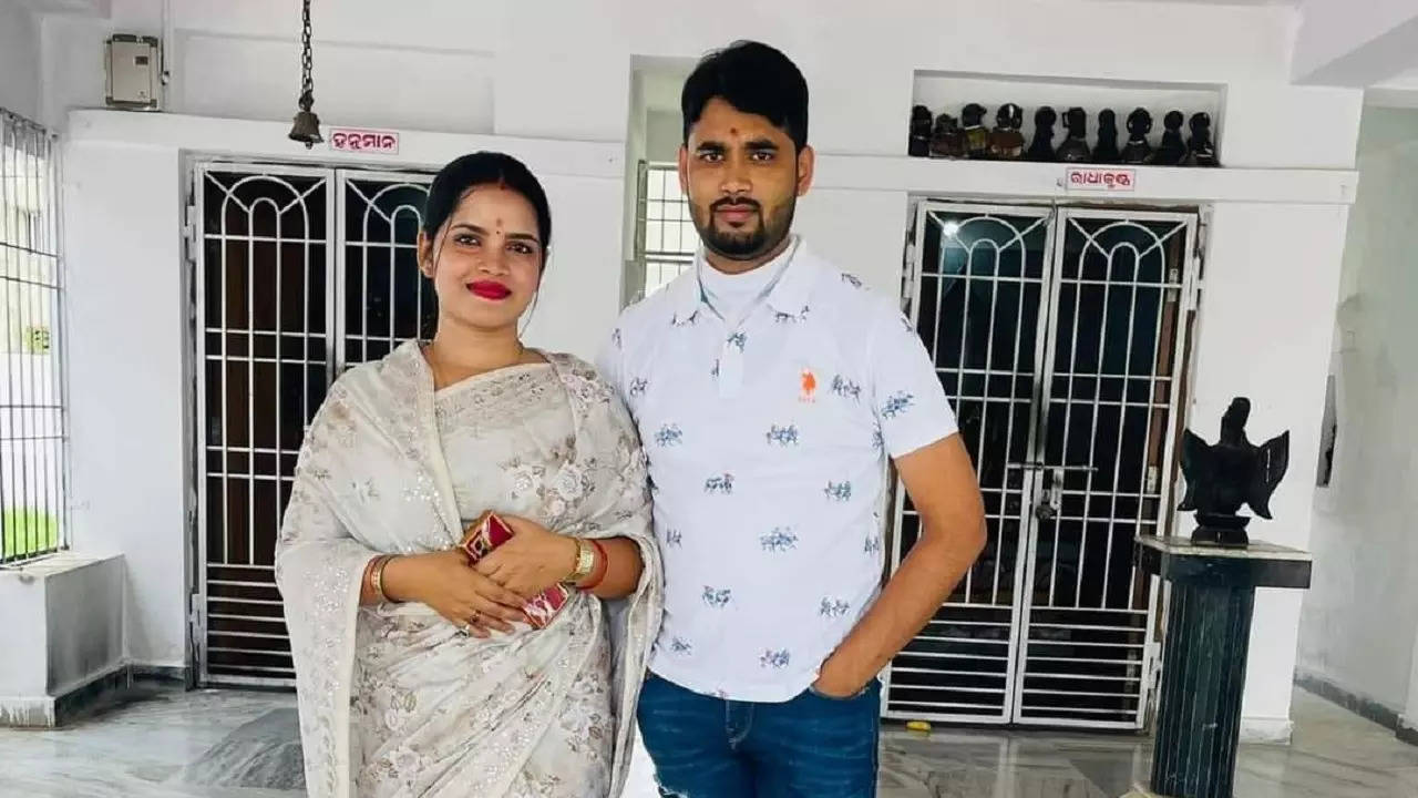 Archana & Hubby Wanted To Get Rich Quick, Used Sleaze As Gateway: Cops |  Bhubaneswar News - Times of India