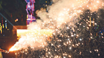 Gurugram: Enforce firecracker ban strictly, depts told