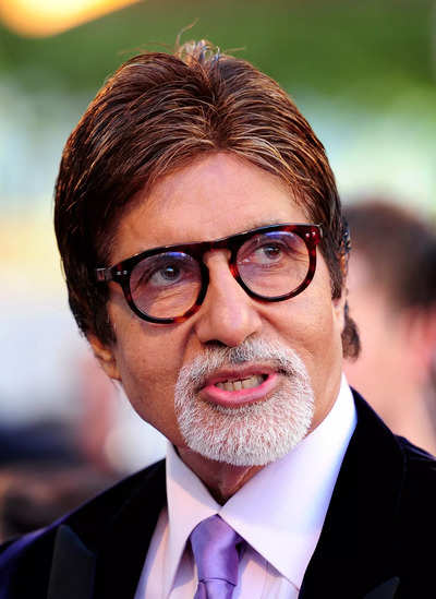 Only songs for martyrs won't do, we will have to come forward and help soldiers, their families: Amitabh Bachchan