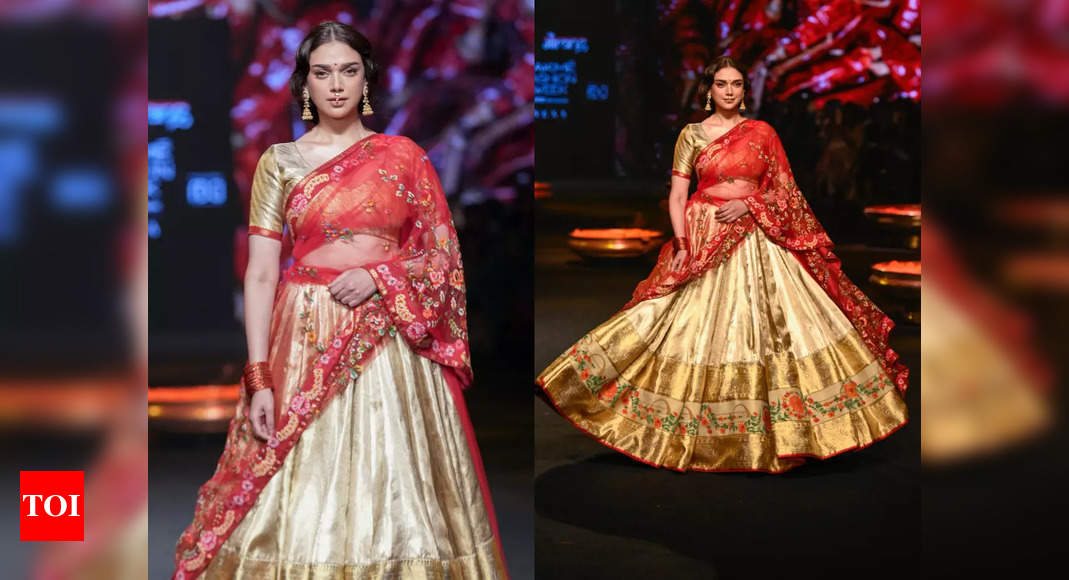 Aditi Rao Hydari Red Saree - Saree Blouse Patterns