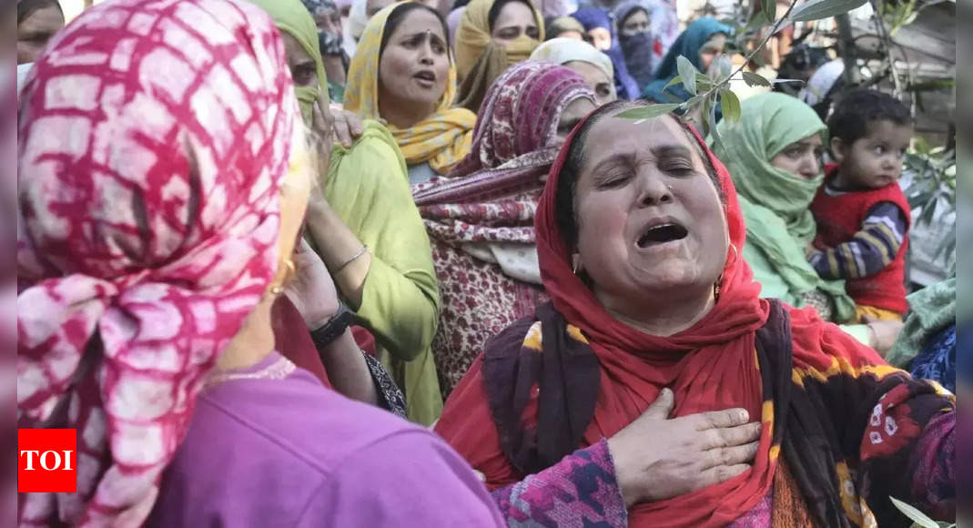 Kashmiri Pandit killed in Jammu & Kashmir, 7th since 2020 | India News ...