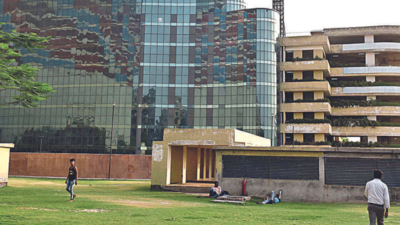 Noida: Teen making video falls from parking lot fencing and dies