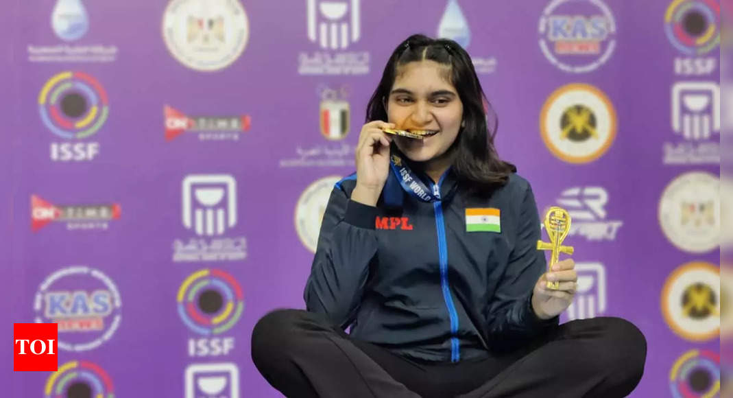 Esha Singh becomes 25m pistol junior world champion | More sports News