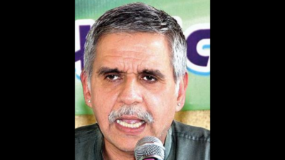 Gujarat: Congress leader slams AAP’s Delhi model
