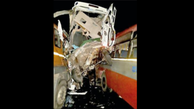 Karnataka: 9 returning from temple tour die in crash 3km from home