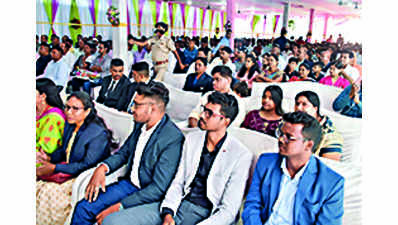 Top student performers from cop families feted