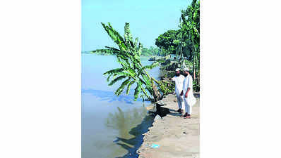 Sarma inspects erosion-hit areas