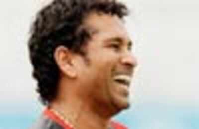 Child-like enthusiasm secret of Sachin's longevity: Dravid