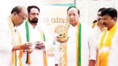 We will win 150 seats in Karnataka assembly elections: Arun Singh