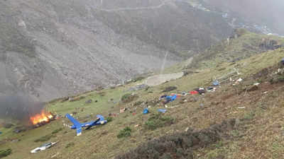 Seven feared dead as chopper carrying Kedarnath pilgrims crashes in Uttarakhand