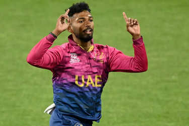 SL vs UAE, T20 World Cup 2022 - Dushmantha Chameera ruled out of Sri Lanka's  Group A decider against Netherlands