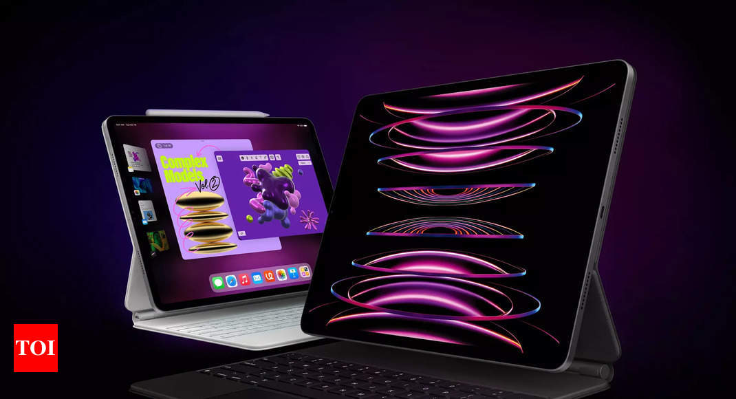 Apple 2022 12.9-inch iPad Pro (Wi-Fi, 1TB) - Silver (6th Generation) :  : Computers & Accessories