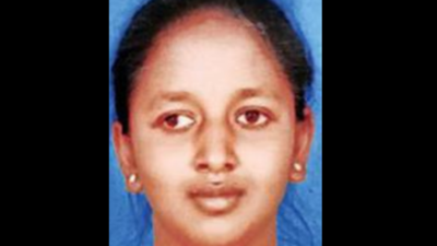 I PU girl ends life over poor exam score in Tumakuru
