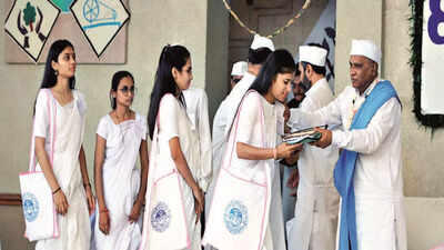 Ela Bhatt absent at Gujarat Vidyapith’s 68th convocation