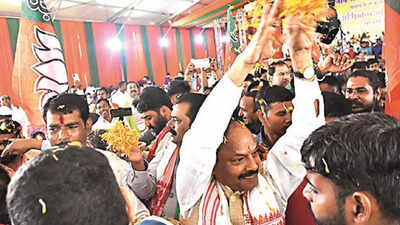 Jharkhand: BJP felicitates 5,000 panchayat poll winners with eye on 2024