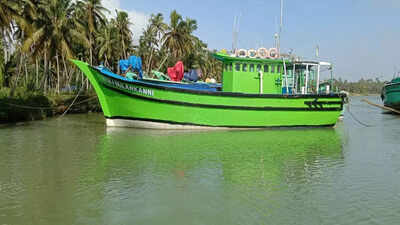 Fishing boat from Kanyakumari stranded off Agatti Island