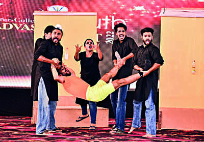 Key social issues take centre stage at Gadvasu youth fest