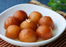 5 ways to indulge in Diwali sweets guilt-free!