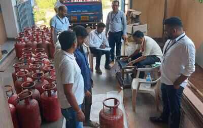 Goa: 33 LPG cylinders seized at Porvorim