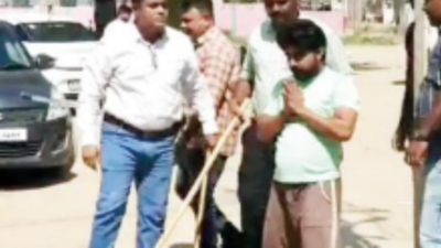 Gujarat HC seeks explanation on flogging by cops in Kheda