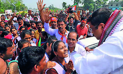 People in Dhamnagar are with BJP, says Dharmendra