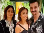 Kareena Kapoor, Malaika Arora, Karisma Kapoor & other stars steal the limelight at Tanya Dubash's Diwali party