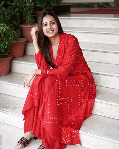 I'll attend Diwali puja on a video call with Ravie: Sargun Mehta