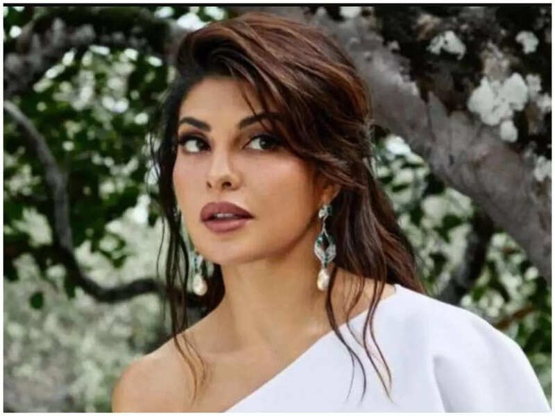 ED informs court Jacqueline Fernandez tried to flee India, and destroy evidence: Report