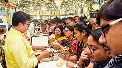 Kolkata: Shine Back At Gold Hubs On Dhanteras | Kolkata News - Times Of ...