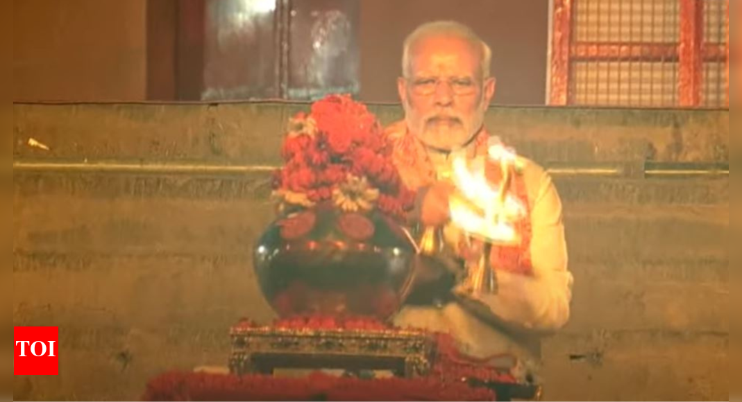 Live: PM offers prayers at Ram Janmabhoomi in Ayodhya