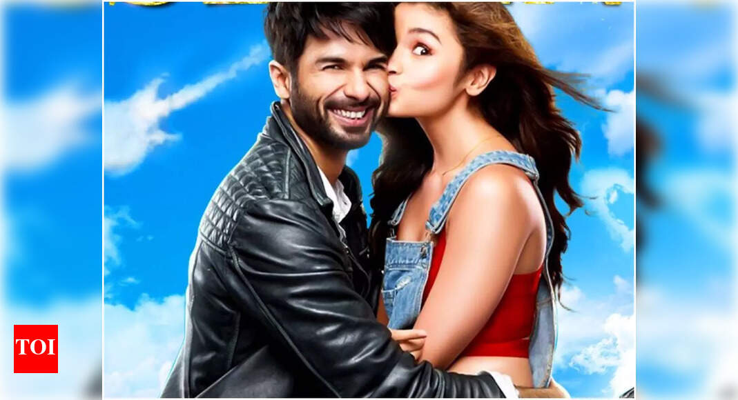 Alia Bhatt, Shahid Kapoor's romantic comedy 'Shaandaar' turns 7 | Hindi ...