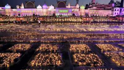 Diwali atmosphere was seen across the country on the arrival of Ram in Kan Kan