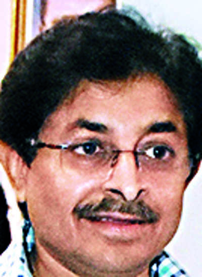 Sourav steps back, lets brother Snehashis become CAB chief