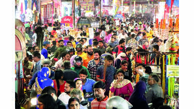 Decorations, idol shopping mark ‘Chhoti’ Diwali celebrations in city