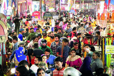 Decorations, idol shopping mark ‘Chhoti’ Diwali celebrations in city