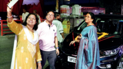 Lucknow: 1,500 four-wheelers, 500 two-wheelers worth Rs 170 crore sold this Dhanteras