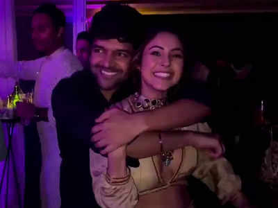 Shehnaaz Gill twirls and dances with singer Guru Randhawa at a Diwali party; watch