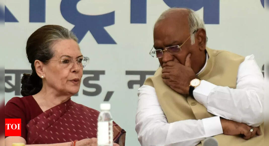 Live: Kharge to take charge as Congress prez shortly