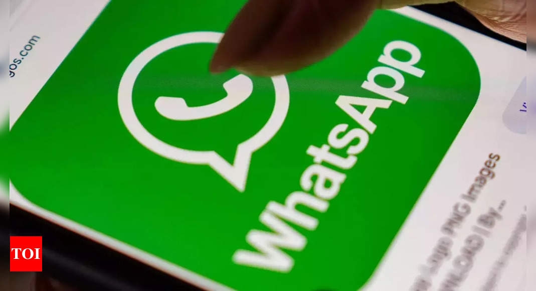 Govt asks WhatsApp to submit report on outage in next 4-5 days: Vaishnaw – Times of India