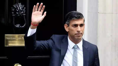 Is UK leader Rishi Sunak too rich to rule in tough times?