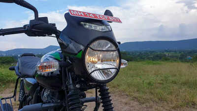 Bajaj CT 125X First Ride Review | Bajaj's capable new workhorse