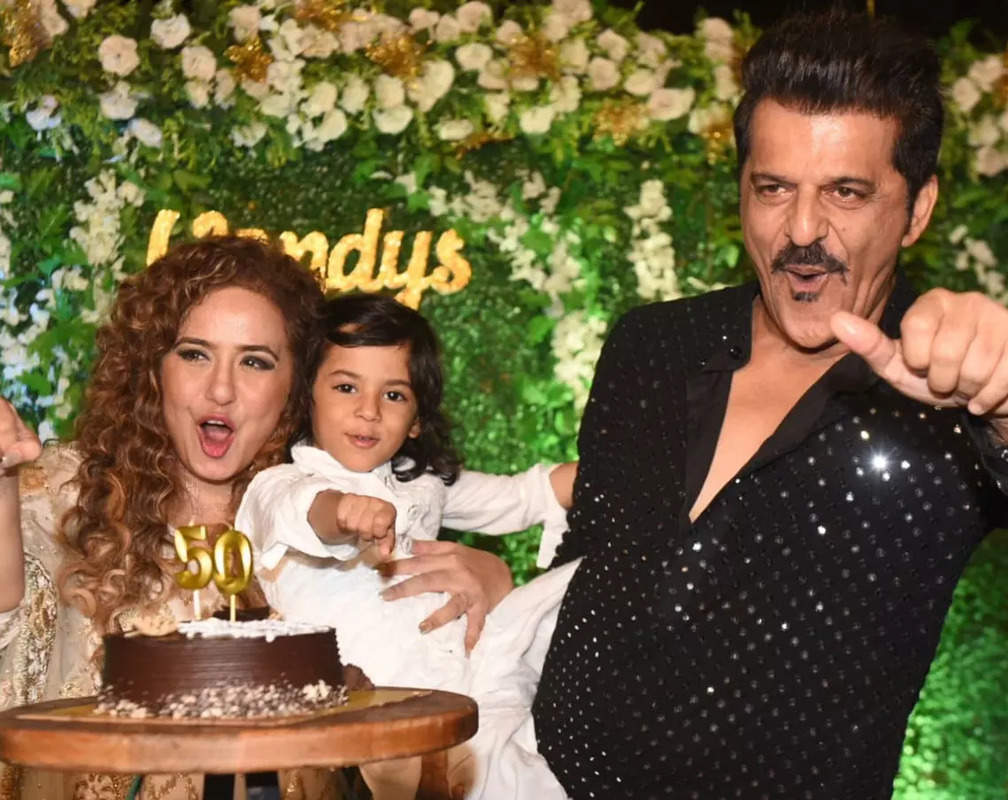 
Vandana Sajnani celebrates her 50th birthday in style
